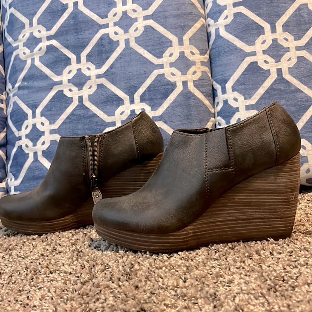 Dr Scholl’s True Comfort Brown Leather Wedge Size 9